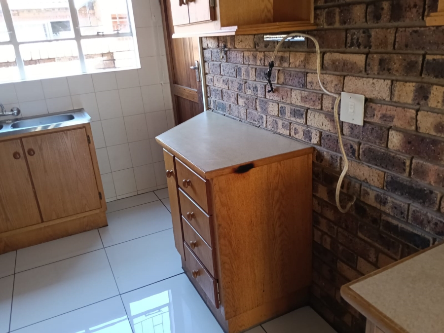To Let 3 Bedroom Property for Rent in Hospitaalpark Free State
